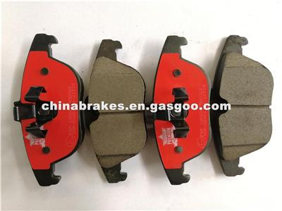 Less Metal Brake Pad For D1341 005 420 07 20 MERCEDES-BENZ