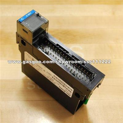 Allen-Bradley 1756-RM2 1756-CNBR 1756-DNB