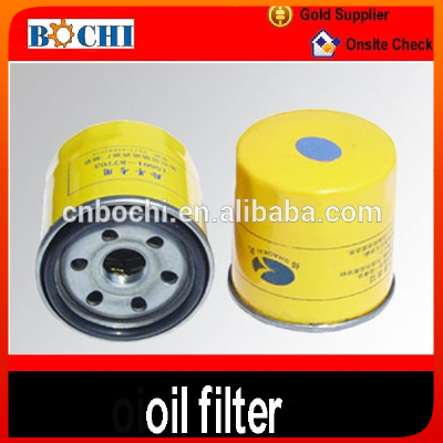 Hot sell auto engine parts oil filter price with good quality