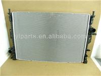 LR039530 LR006715 car radiator for Freelander 2 2006- Evoque 2012-