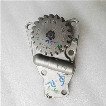 Cummins diesel engine part oil pump or fuel pump 4982682 4945774