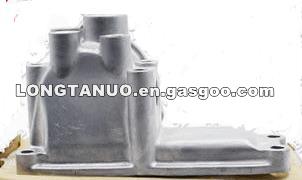 1-13716125-2 1137161252 Isuzu Engine Parts Thermostat Housing For Isuzu FSR11 6BD1