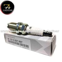 BMW Bougie Zundkerze Iridium Spark Plugs 12 12 0 037 244 Zgr6ste2 12 12 0 037 580 Zr5tpp33 12 12 0 037 582 Zr5EPP33-S