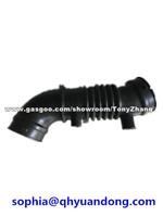 AIR INTAKE HOSE:B6BF-13-220C