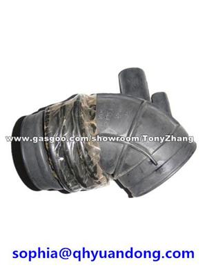AIR INTAKE HOSE:13711436162