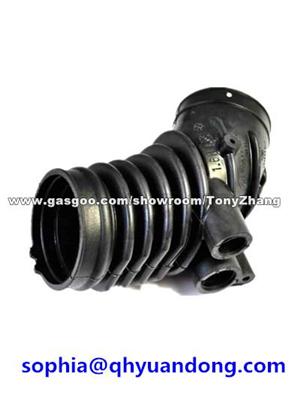 AIR INTAKE HOSE:13711739575