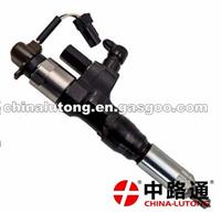 Common Rail Fuel Injector 095000-0220 095000-0221 1-15300347-3 For Isuzu 6SD1 For Common Rail Pump System
