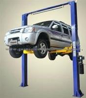 MEB06E Elevador De Autos De A Postes