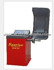 SBM96 Wheel Balancer Machine Repair Equipment With CE