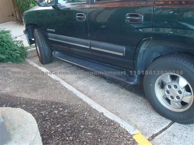 CHEVROLER TAHOE RUNNING BOARD