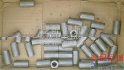 CumminsISDe&ISBe Spacer, Mounting 3945252