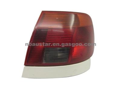 TAIL LIGHT Audi A4 1998 98 1999 99 Right