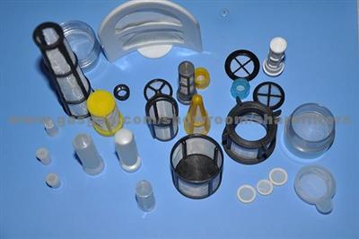 Insert-Molded Plastic Fuel Filters