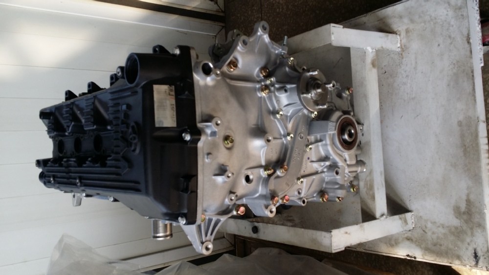 TOYOTA 2TR BARE ENGINE.jpg