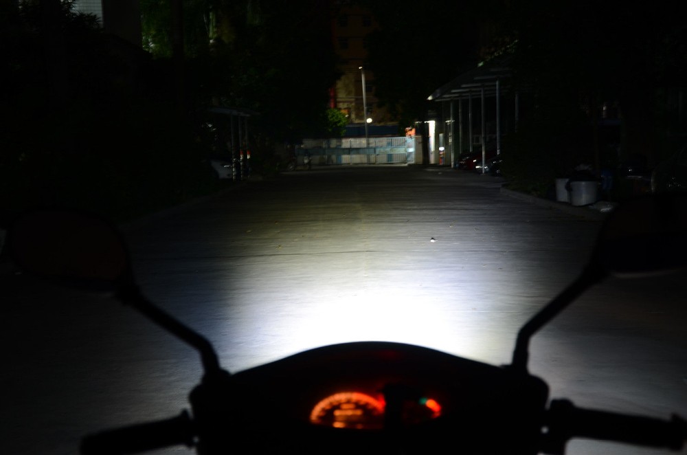 2016 Cheap Hi/Lo Beam 12v 130lm H4 Motorcycle Headlight 6W COB LED Front Light Bulb Lamp