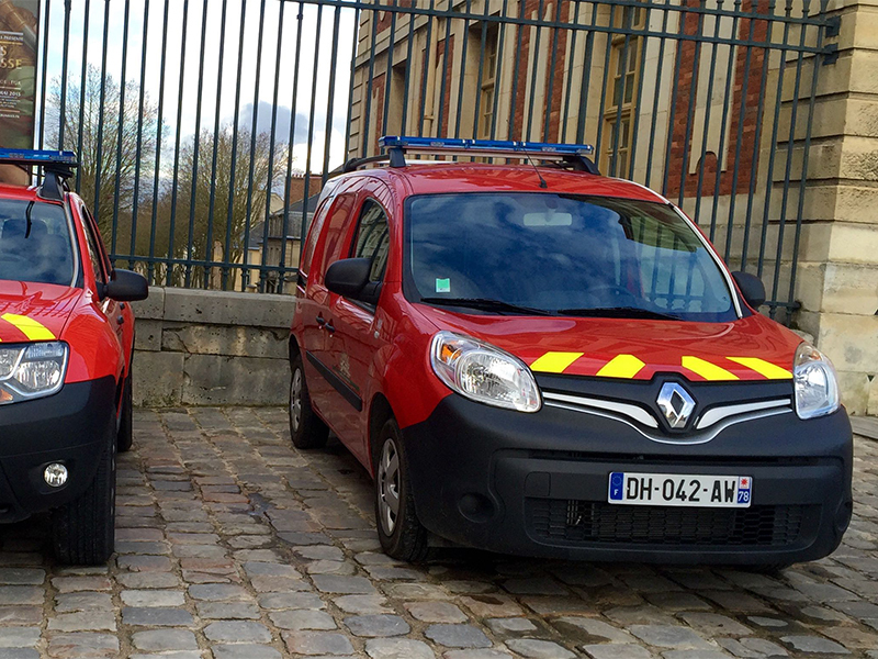 led lightbar_F117E3.jpg