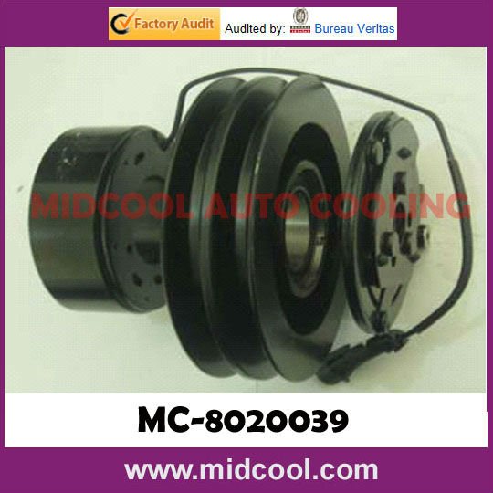 MC-8020039.jpg