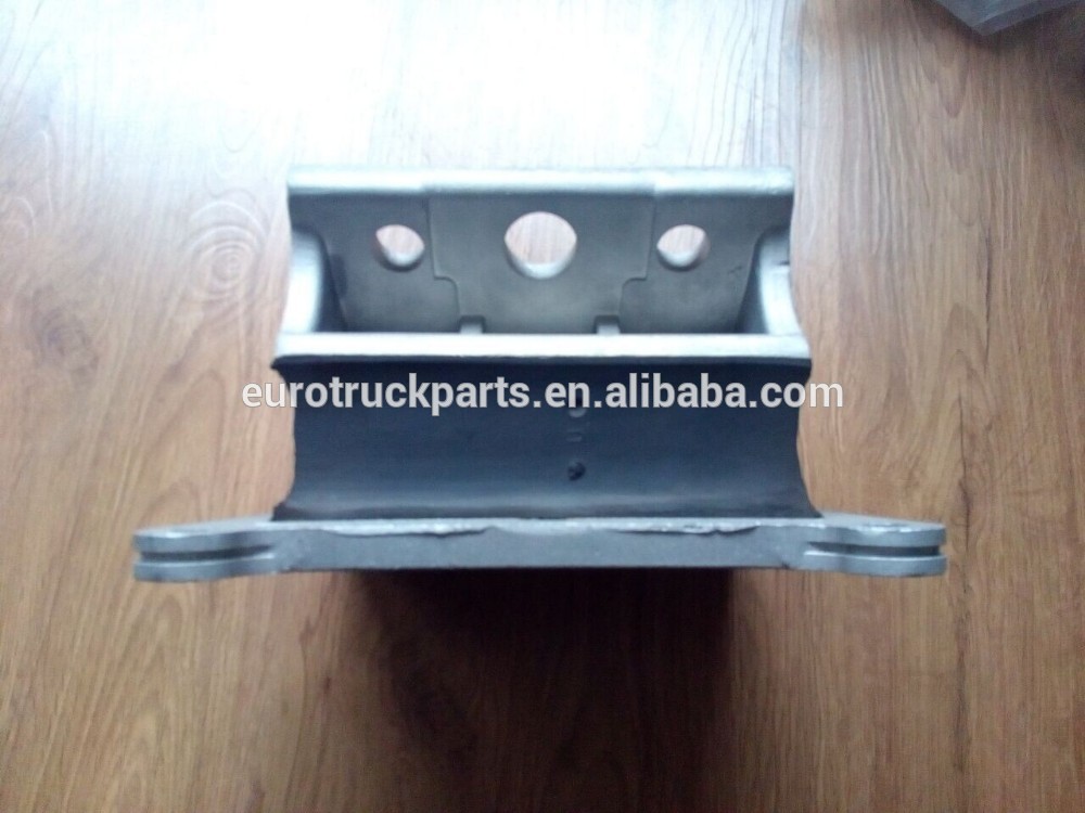oem no 6202400017 6202400217 6202400117 6202400717 heavy duty european truck engine mounting parts mb truck rubber engine mounts 1.jpg