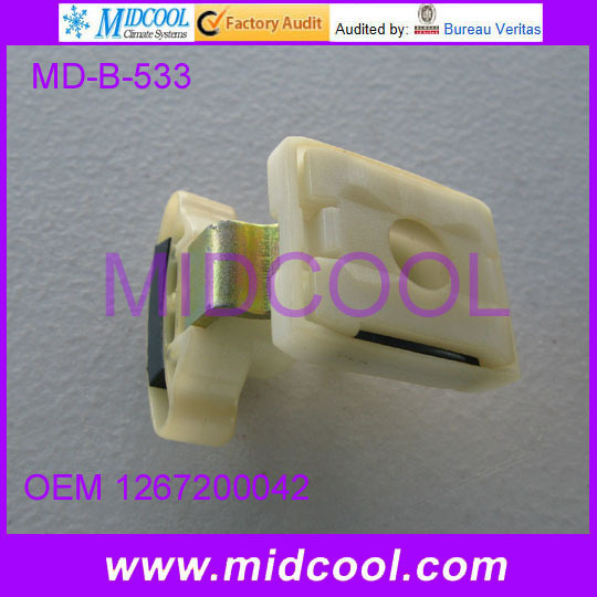 HIGH QUALITY Door Window Lift Rail Sliding Clip 1267200042 FOR MERCEDES BENZ 1981-1999