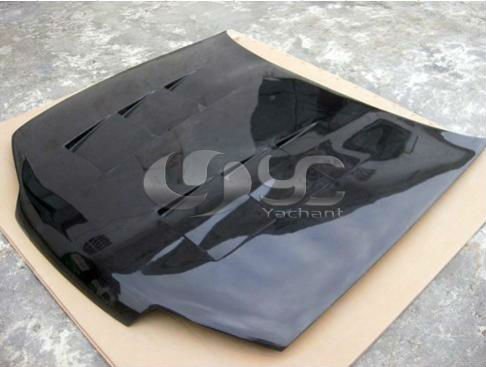 R32 GTS TS HOOD CARBON.jpg