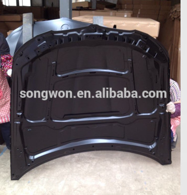 bmw E60 hood back.jpg