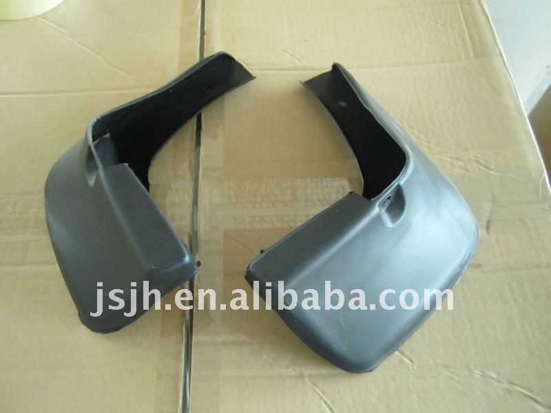 F 3 MUD GUARD REAR (1)