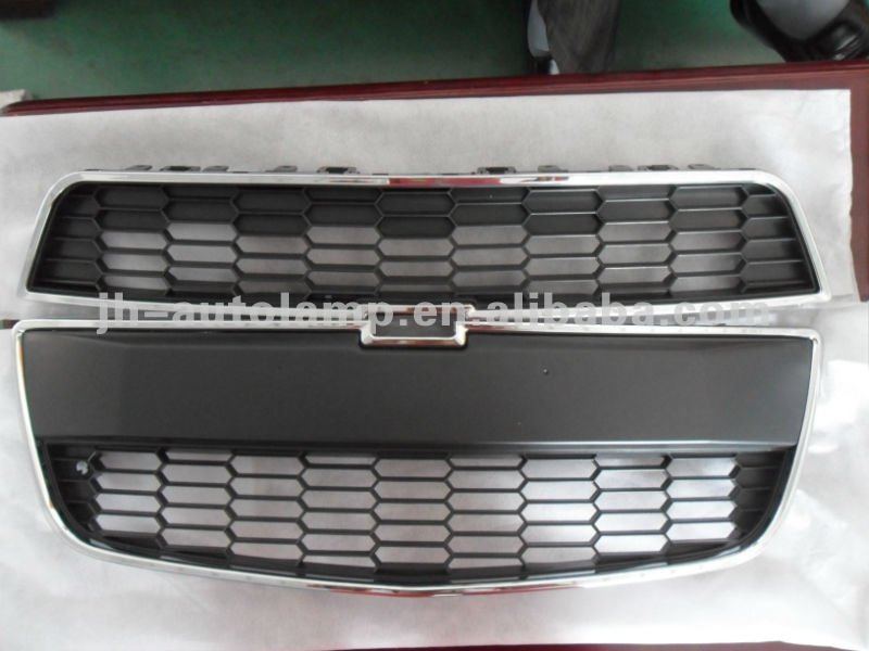 AVEO\'11 GRILLE