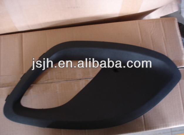 picanto 2012 fog lamp cover.JPG