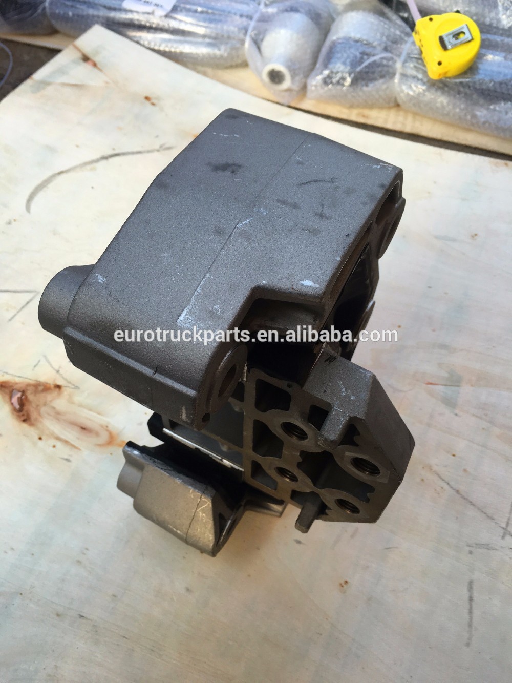 High Quality Truck Engine Mounting Oem 1336882 1371725 For Scania 4 Series European Heavy Truck Auto Spare Parts (7).jpg