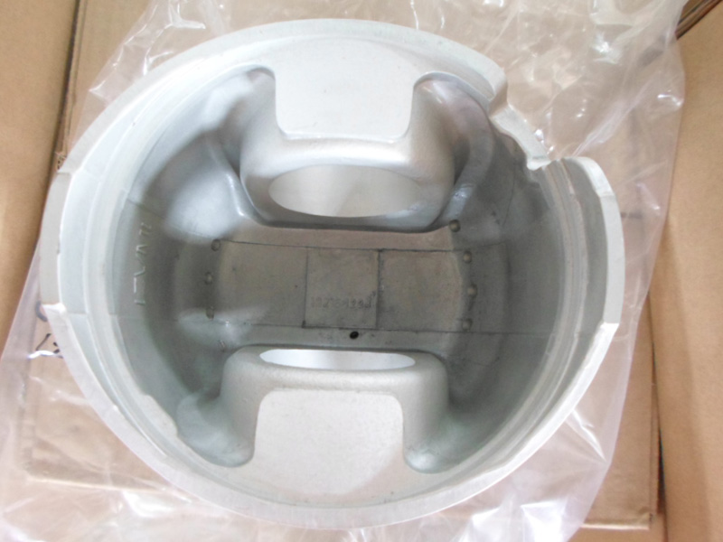 engine parts piston Hino EK100 piston