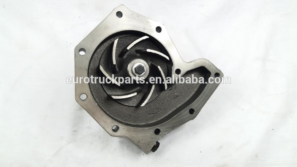 Parts No 682958 682271 heavy duty DAF truck cooling system spare parts water pump assy 4.jpg