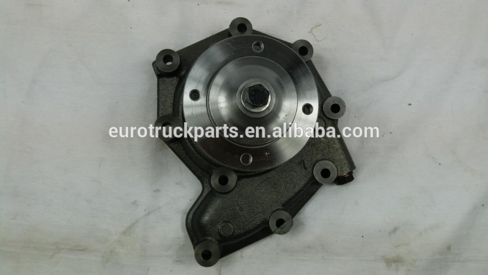 Parts No 682958 682271 heavy duty DAF truck cooling system spare parts water pump assy 2.jpg