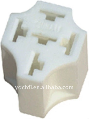 RELAY SOCKET